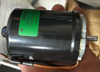 Bosch motor 24V DBW 2010 425079 / 0130067018